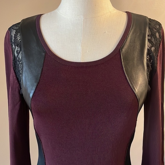 Victoria Secret midweight bodycon mini dress / faux leather / lace accents Med - Picture 5 of 13